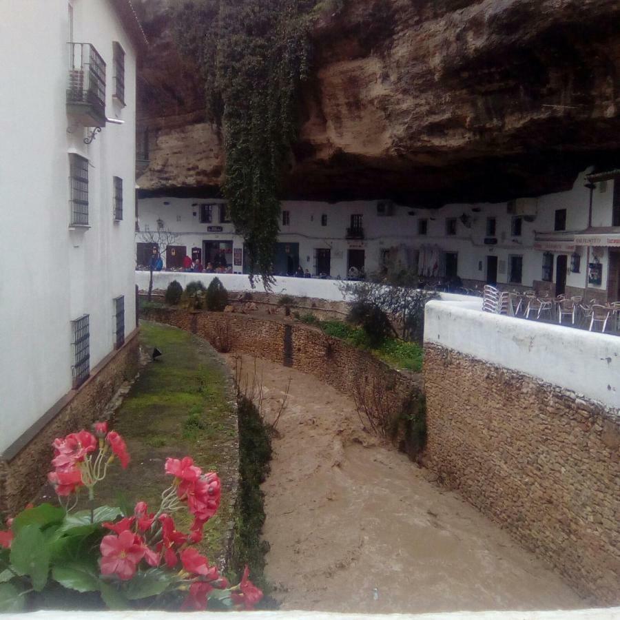 La Casa Del Rio Setenil De Las Bodegas Exterior foto